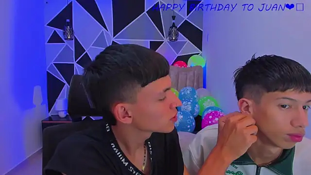 Snapshot of Juan_Nd_Steven chatting on November 2025 12:24:02 AM Juan Nd Steven online show from November 2025 12:24:02 AM