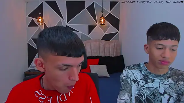 Snapshot of Juan_Nd_Steven chatting on December 2025 04:29:02 AM Juan Nd Steven online show from December 2025 04:29:02 AM