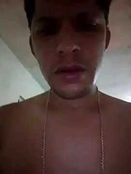 Alonsomadeira online show from May 2026 11:19:01 AM