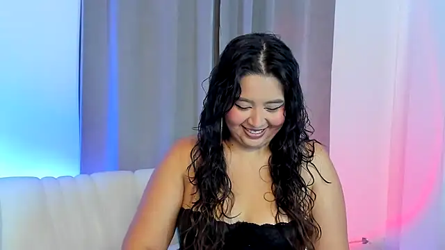 Snapshot of LiahDiaz chatting on September 2025 03:33:01 PM LiahDiaz online show from September 2025 03:33:01 PM