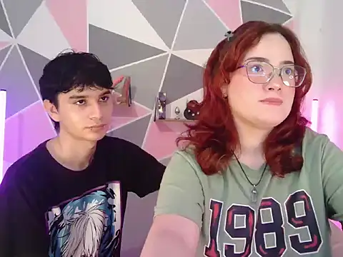 AndrewAnndCherry online show from December 2025 12:18:01 AM