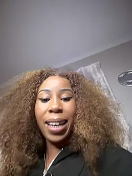 Snapshot of Dime-__ chatting on February 2025 05:42:01 PM Dime- online show from February 2025 05:42:01 PM