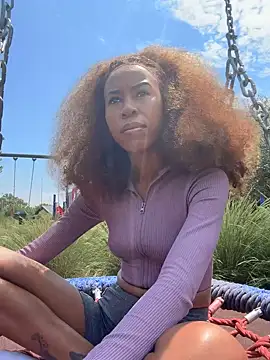 Snapshot of Dime-__ chatting on February 2025 10:20:02 AM Dime- online show from February 2025 10:20:02 AM