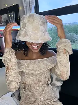 Snapshot of Dime-__ chatting on September 2025 02:11:02 PM Dime- online show from September 2025 02:11:02 PM