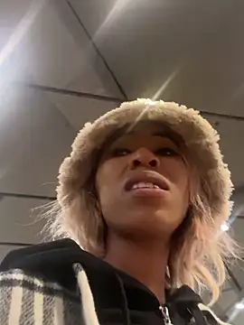 Snapshot of Dime-__ chatting on November 2025 04:11:02 PM Dime- online show from November 2025 04:11:02 PM