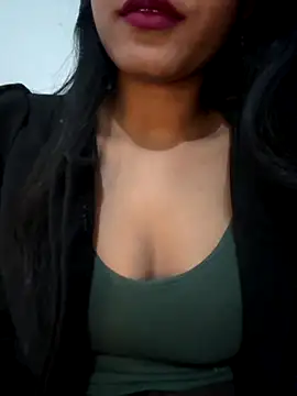 Hot Goldengirl online show from November 2025 07:17:01 PM