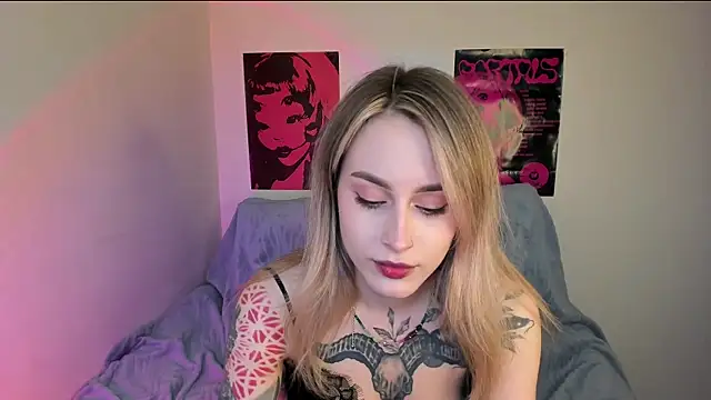 Snapshot of aviva_faith chatting on April 2026 07:36:02 PM aviva faith online show from April 2026 07:36:02 PM