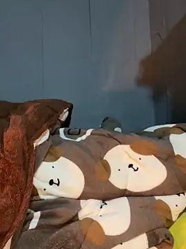 Snapshot of Laura8910 chatting on December 2024 01:00:01 PM Laura8910 online show from December 2024 01:00:01 PM