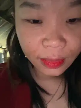 Snapshot of Laura8910 chatting on December 2024 07:24:02 AM Laura8910 online show from December 2024 07:24:02 AM