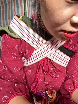 Snapshot of Laura8910 chatting on November 2025 03:16:01 AM Laura8910 online show from November 2025 03:16:01 AM