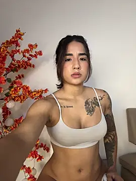 VictoriaHiill online show from July 2026 06:55:02 PM