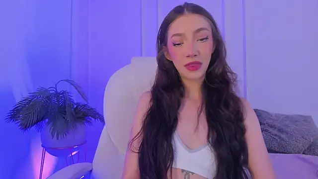 Snapshot of Mariapettit chatting on March 2025 12:52:01 PM Mariapettit online show from March 2025 12:52:01 PM