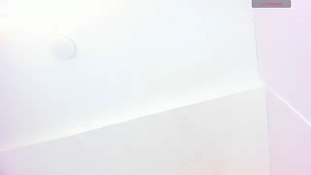 Snapshot of DaphneLloyd chatting on December 2024 08:51:01 PM DaphneLloyd online show from December 2024 08:51:01 PM