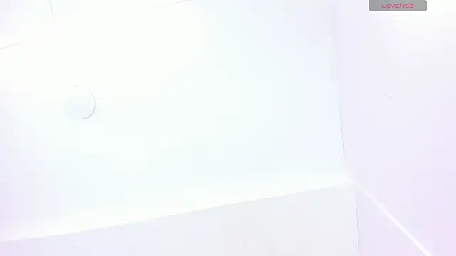 Snapshot of DaphneLloyd chatting on December 2024 07:36:01 PM DaphneLloyd online show from December 2024 07:36:01 PM