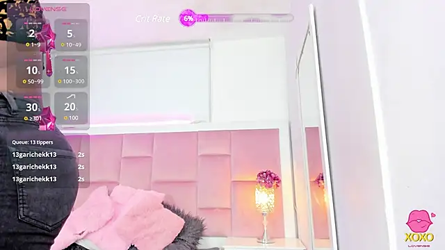 Snapshot of DaphneLloyd chatting on February 2025 02:37:01 AM DaphneLloyd online show from February 2025 02:37:01 AM