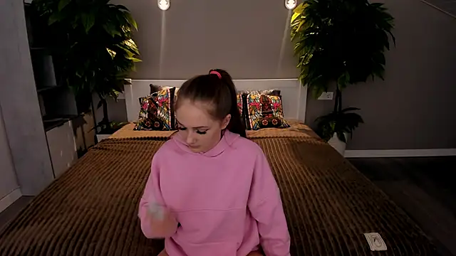 PamelaXX  online show from November 2025 09:37:02 PM