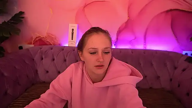 PamelaXX  online show from November 2025 08:33:02 PM