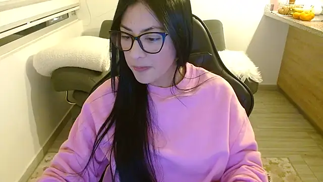 Charlotte cute18 online show from February 2026 12:03:01 AM