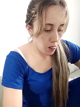 Snapshot of Isabel23zr chatting on December 2024 02:12:01 AM Isabel23zr online show from December 2024 02:12:01 AM