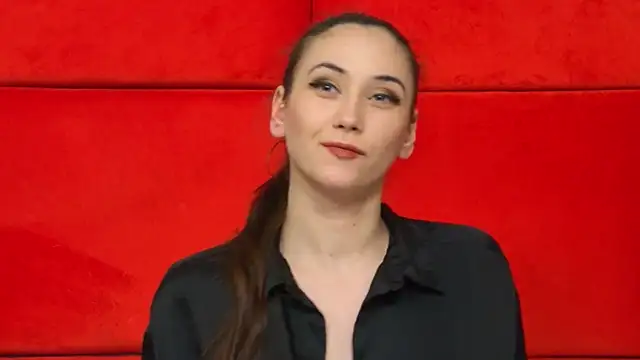 Snapshot of AliceMunro chatting on January 2025 05:08:01 AM AliceMunro online show from January 2025 05:08:01 AM