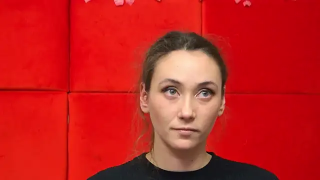 Snapshot of AliceMunro chatting on February 2025 08:49:01 PM AliceMunro online show from February 2025 08:49:01 PM