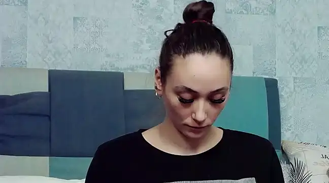 Snapshot of AliceMunro chatting on March 2025 08:29:02 PM AliceMunro online show from March 2025 08:29:02 PM