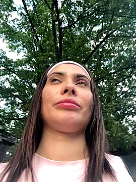 Accole online show from September 2025 04:07:02 PM