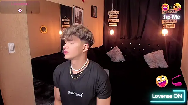 Snapshot of ANDRIUS_24 chatting on March 2025 05:54:01 PM ANDRIUS 24 online show from March 2025 05:54:01 PM