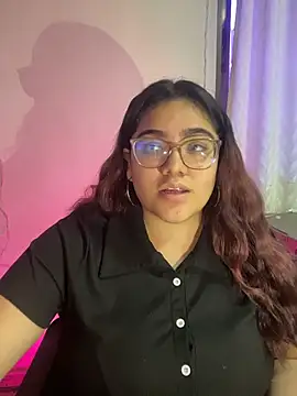 KathyGonzalez online show from December 2025 09:00:01 PM