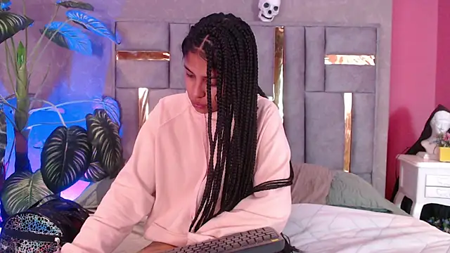 Snapshot of JuliaRose_ks chatting on October 2025 12:41:02 PM JuliaRose ks online show from October 2025 12:41:02 PM