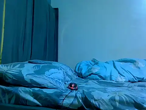 Snapshot of Lutyie chatting on September 2025 12:31:02 PM Lutyie online show from September 2025 12:31:02 PM