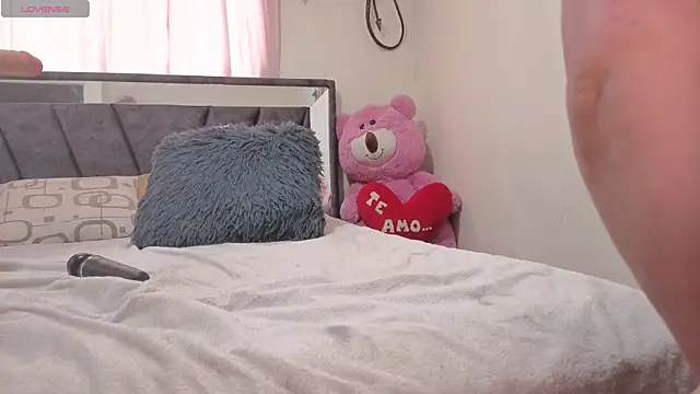 Snapshot of Hotsamantamature chatting on March 2026 03:06:01 PM Hotsamantamature online show from March 2026 03:06:01 PM