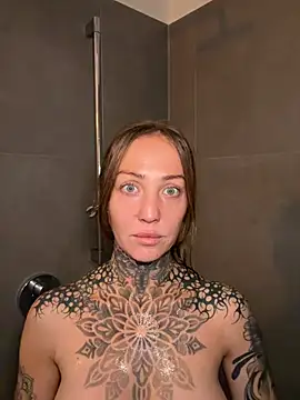 ElenaHaze online show from April 2026 06:41:01 AM