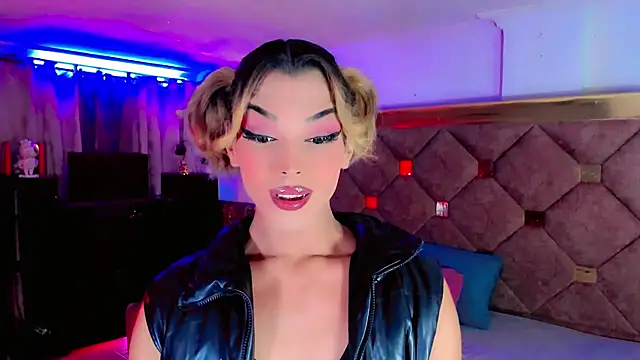 the-horus-girl online show from October 2025 11:03:02 PM