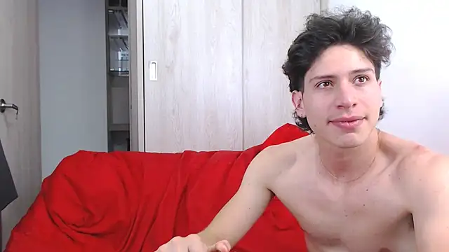 Snapshot of Sanit_Di chatting on April 2026 01:07:02 AM Sanit Di online show from April 2026 01:07:02 AM