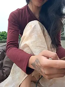 Snapshot of Linda_2k chatting on December 2024 06:53:02 AM Linda 2k online show from December 2024 06:53:02 AM