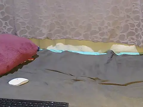 Snapshot of slim_girl02 chatting on September 2025 07:39:01 PM slim girl02 online show from September 2025 07:39:01 PM