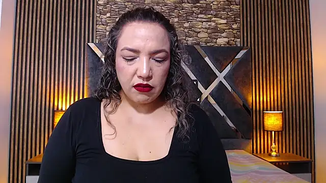 marie hss online show from November 2025 01:23:01 PM