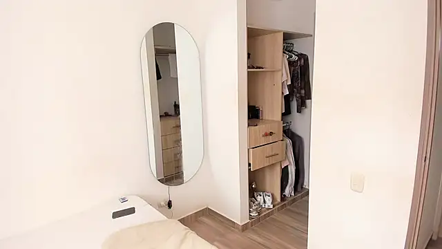 rose scottt online show from January 2026 03:38:01 PM