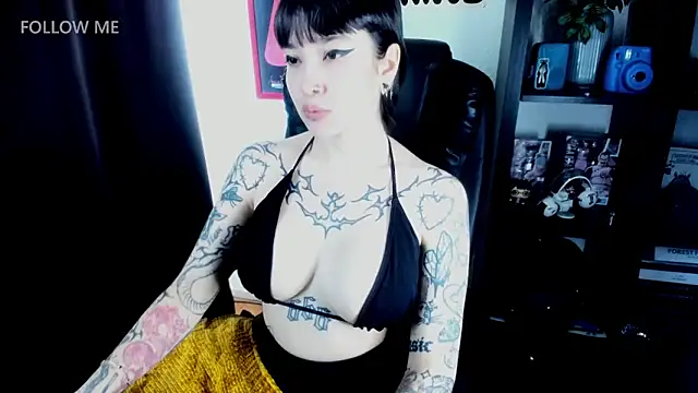 Demongirl6666 online show from March 2026 07:45:02 AM