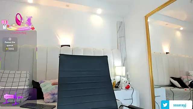 Saraycum online show from March 2025 08:10:01 PM