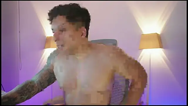 Snapshot of appolo_allen chatting on March 2026 05:44:01 AM appolo allen online show from March 2026 05:44:01 AM