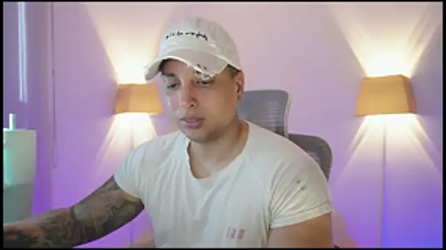 Snapshot of appolo_allen chatting on March 2026 08:46:01 PM appolo allen online show from March 2026 08:46:01 PM