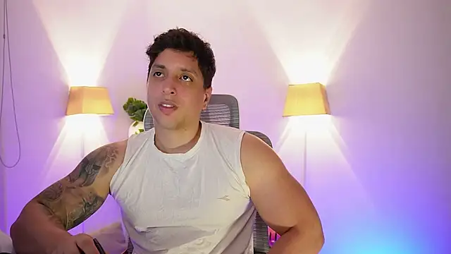 Snapshot of appolo_allen chatting on April 2026 03:37:02 AM appolo allen online show from April 2026 03:37:02 AM