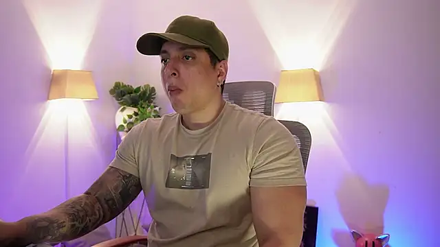 Snapshot of appolo_allen chatting on April 2026 04:16:01 AM appolo allen online show from April 2026 04:16:01 AM