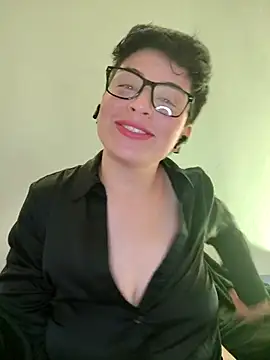 Snapshot of Sthuar_16 chatting on October 2025 11:38:01 PM Sthuar 16 online show from October 2025 11:38:01 PM