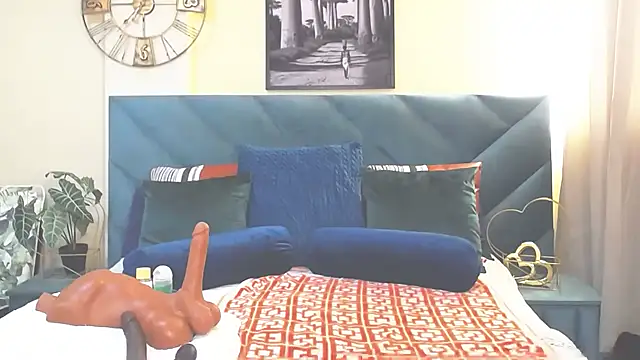 BubbleAngel online show from October 2025 04:43:02 AM