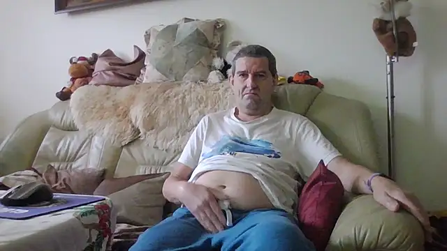 Lutzi1 online show from December 2024 11:00:01 AM