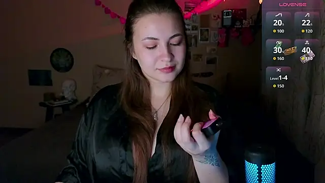 LisaCase online show from March 2026 01:49:01 PM