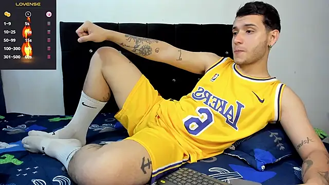 Noha white online show from March 2025 06:32:01 PM